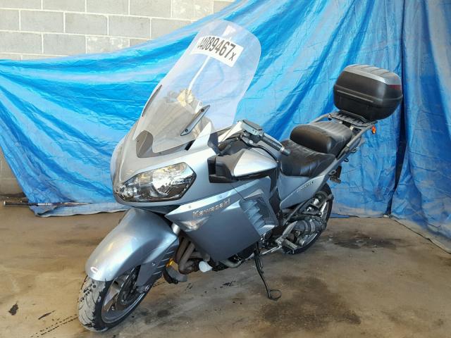 JKBZGNB118A006844 - 2008 KAWASAKI ZG1400 B SILVER photo 2