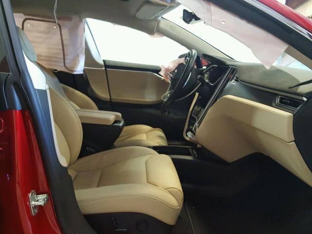 5YJSA1E21HF193293 - 2017 TESLA MODEL S RED photo 5