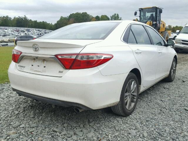 4T1BF1FK0HU632535 - 2017 TOYOTA CAMRY LE თეთრი ფოტო 4