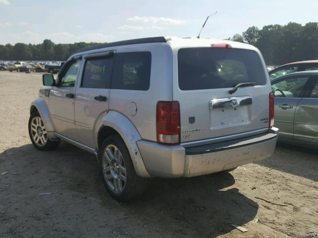 1D8GU58687W657016 - 2007 DODGE NITRO R/T SILVER photo 3