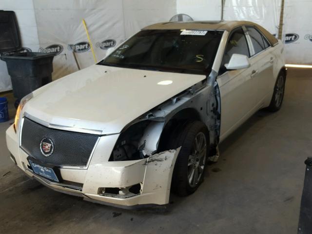 1G6DF577590130680 - 2009 CADILLAC CTS WHITE photo 2