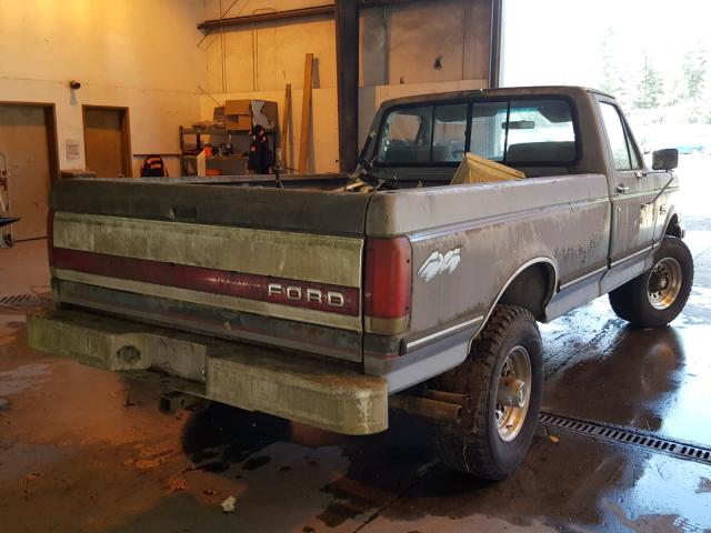 1FTHF26H8JKB15073 - 1988 FORD F250 TWO TONE photo 4