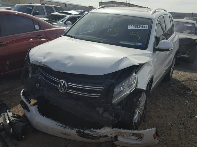 WVGAV7AXXDW545874 - 2013 VOLKSWAGEN TIGUAN S WHITE photo 2