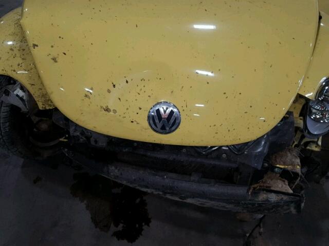 3VWCK21C93M411911 - 2003 VOLKSWAGEN NEW BEETLE 黄色 照片 7