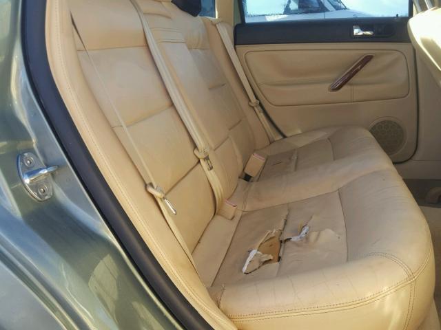 WVWRH63B92P247222 - 2002 VOLKSWAGEN PASSAT GLX GREEN photo 6