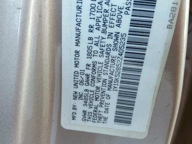 1Y1SK52852Z405235 - 2002 CHEVROLET GEO PRIZM 银色 照片 10