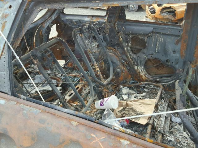 2T1KR32E33C044898 - 2003 TOYOTA COROLLA MA BURN photo 6