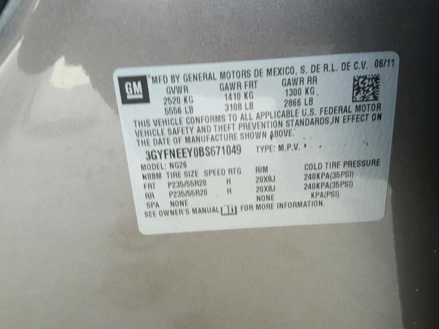 3GYFNEEY0BS671049 - 2011 CADILLAC SRX PERFOR 灰色 照片 10