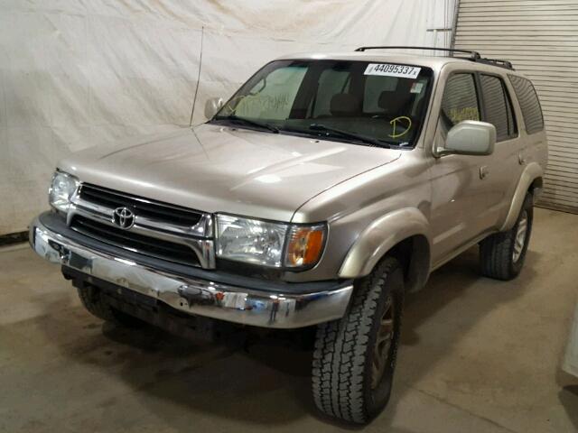 JT3HN86R820388787 - 2002 TOYOTA 4RUNNER GOLD photo 2