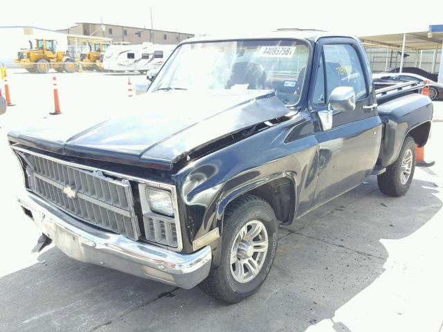 1GCDC14HXBJ159488 - 1981 CHEVROLET C10 BLACK photo 2