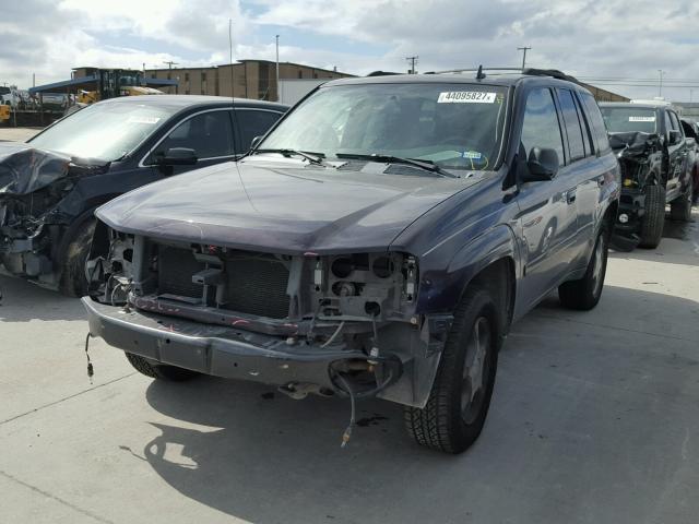 1GNDS13S482152997 - 2008 CHEVROLET TRAILBLAZE BLACK photo 2