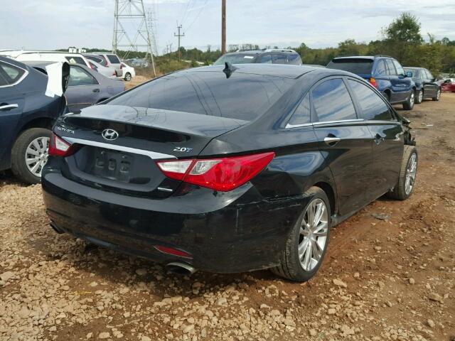 5NPEC4AB1BH224713 - 2011 HYUNDAI SONATA SE შავი ფოტო 4