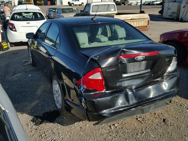 3FAHP0HA3BR133873 - 2011 FORD FUSION SE GRAY photo 3