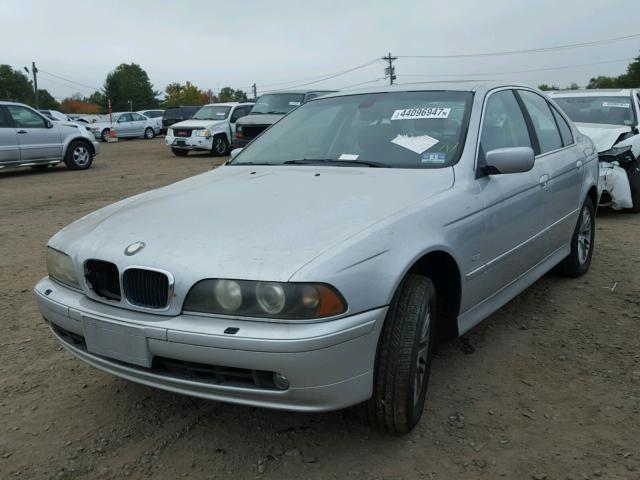 WBADT63453CK32071 - 2003 BMW 530 I AUTO SILVER photo 2