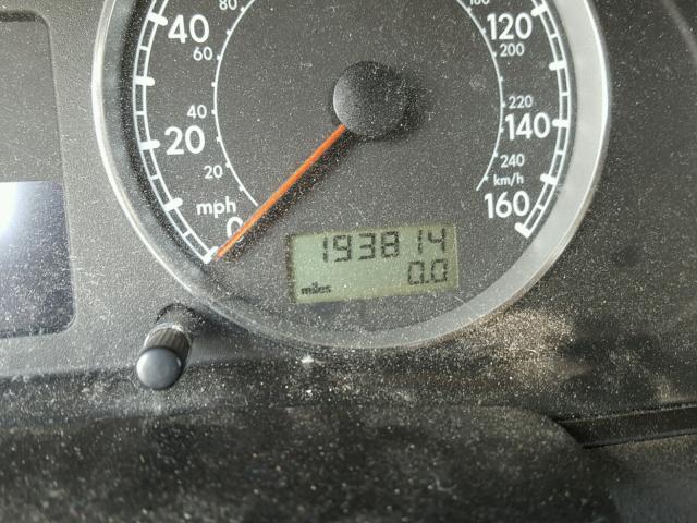 WVWWH63B73E138760 - 2003 VOLKSWAGEN PASSAT GLX 银色 照片 8