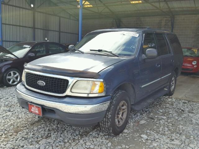 1FMRU15W21LB49472 - 2001 FORD EXPEDITION BLUE photo 2