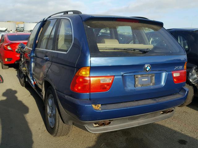 5UXFB33532LH31358 - 2002 BMW X5 4.4I BLUE photo 3