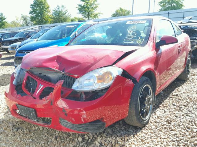 1G2AL15F577256607 - 2007 PONTIAC G5 RED photo 2