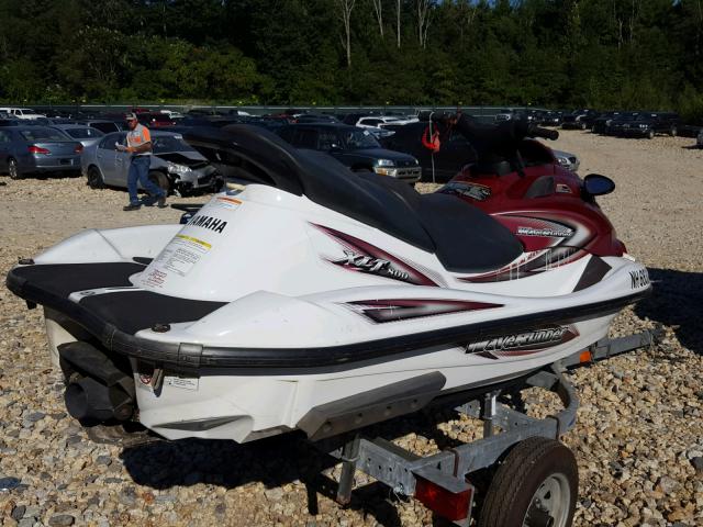 YAMA2003F202 - 2002 YAMAHA XLT800 WHITE photo 4