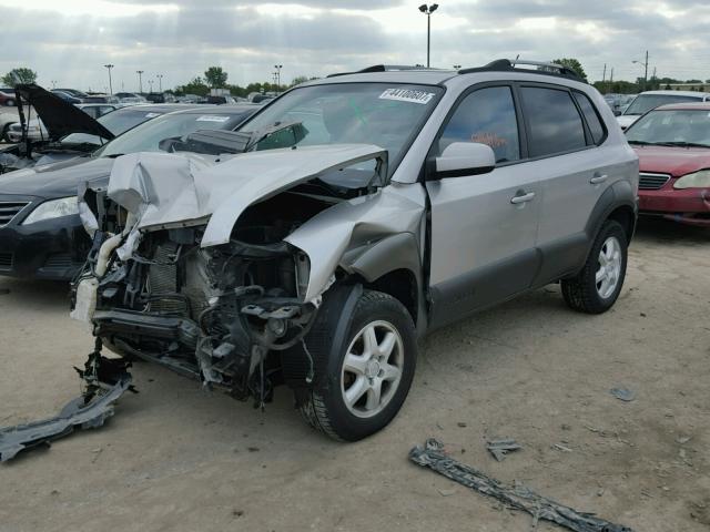 KM8JN72D95U078271 - 2005 HYUNDAI TUCSON GLS SILVER photo 2