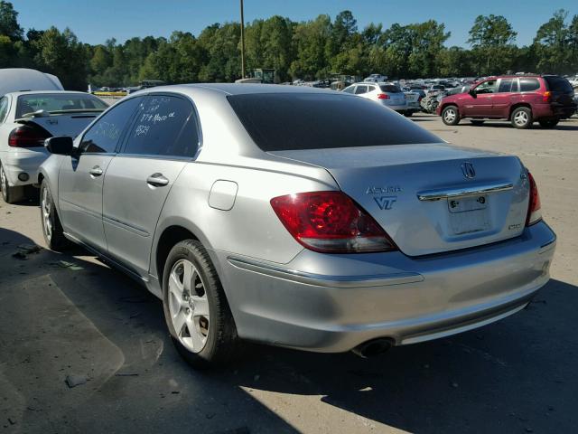 JH4KB16647C004824 - 2007 ACURA RL SILVER photo 3