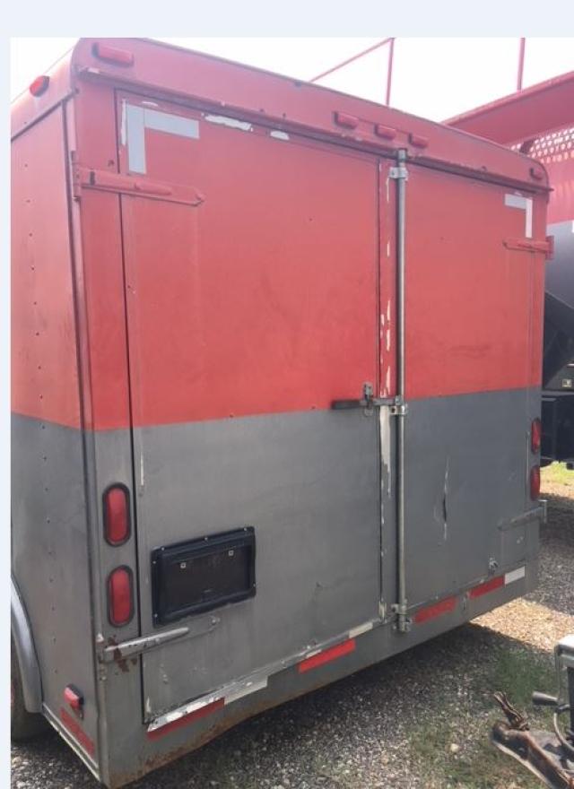 40LAB122XXP050631 - 1999 PACE TRAILER RED photo 2
