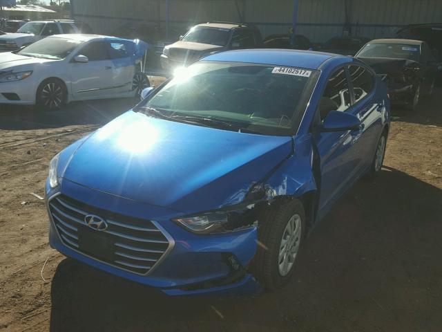 5NPD74LF8HH080277 - 2017 HYUNDAI ELANTRA SE BLUE photo 2