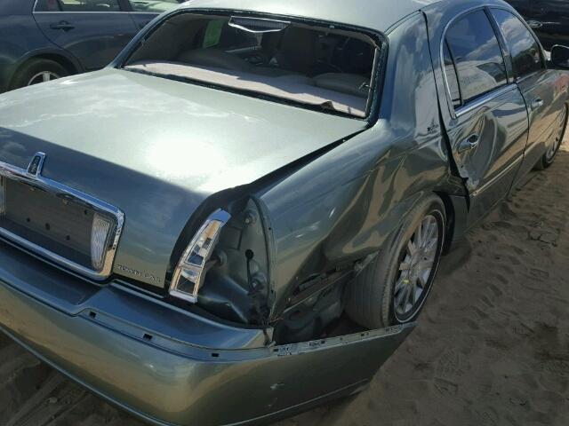 1LNHM81V36Y623487 - 2006 LINCOLN TOWN CAR GREEN photo 9