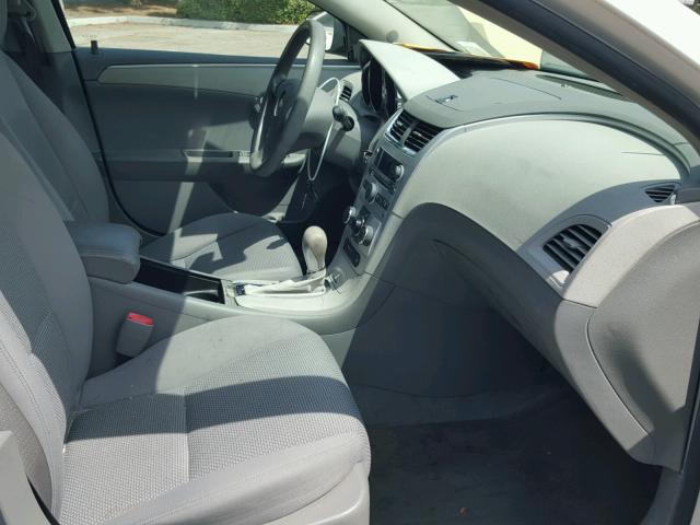 1G1ZG57B18F219655 - 2008 CHEVROLET MALIBU LS WHITE photo 5