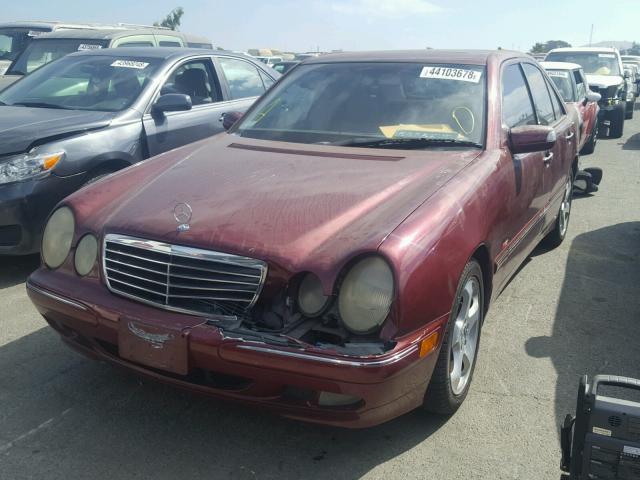 WDBJF70J92B457366 - 2002 MERCEDES-BENZ E 430 MAROON photo 2