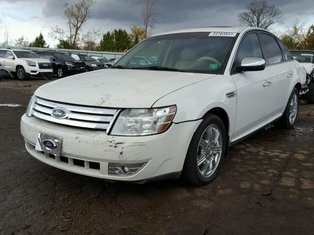 1FAHP25W09G125856 - 2009 FORD TAURUS LIM WHITE photo 2