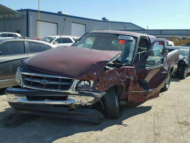 1FTZX1722WNC19828 - 1998 FORD F150 MAROON photo 2