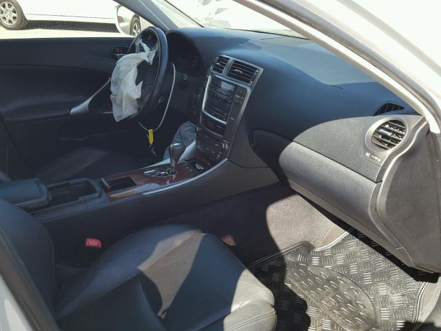 JTHBK262185072703 - 2008 LEXUS IS 250 SILVER photo 5