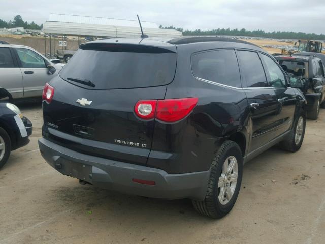 1GNEV23D69S146235 - 2009 CHEVROLET TRAVERSE L BLACK photo 4