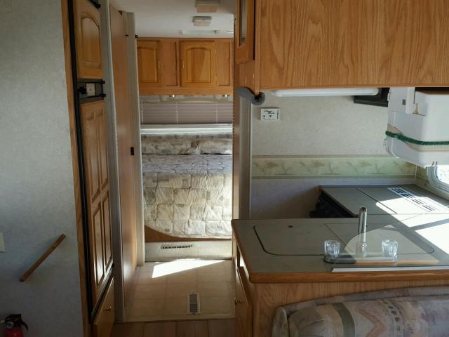 1FDXE45S51HA74210 - 2002 JAYC TRAVEL TRL თეთრი ფოტო 6