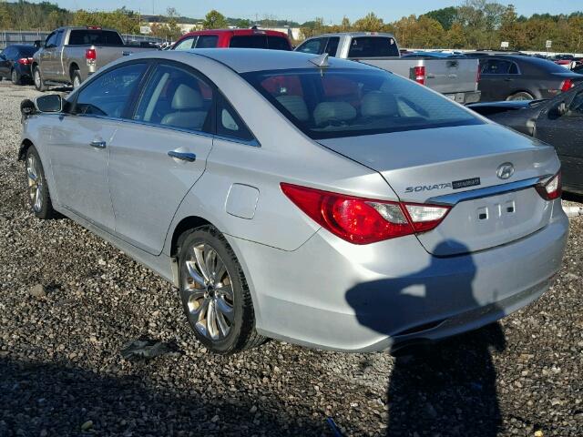 5NPEC4AC1BH054765 - 2011 HYUNDAI SONATA SE SILVER photo 3