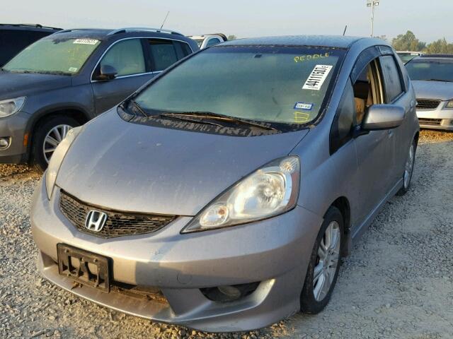 JHMGE87479S022035 - 2009 HONDA FIT SPORT GRAY photo 2