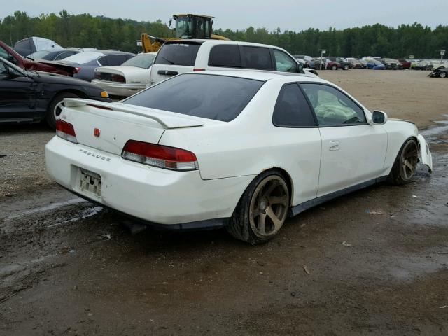 JHMBB6249XC007994 - 1999 HONDA PRELUDE WHITE photo 4