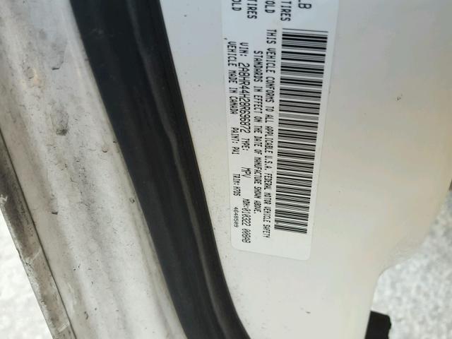 2A8HR44H28R696872 - 2008 CHRYSLER TOWN & COU WHITE photo 10