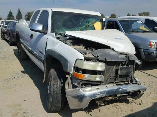 1GCHC29G42E274300 - 2002 CHEVROLET SILVERADO WHITE photo 1