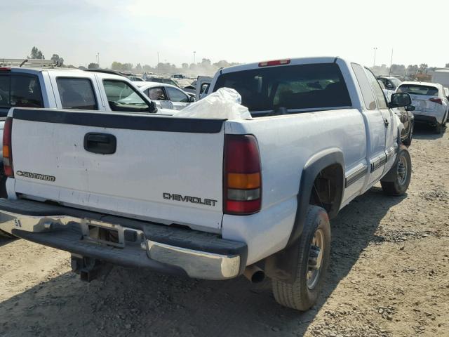 1GCHC29G42E274300 - 2002 CHEVROLET SILVERADO WHITE photo 4