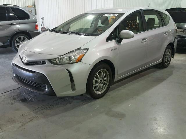 JTDZN3EU5HJ066264 - 2017 TOYOTA PRIUS V SILVER photo 2