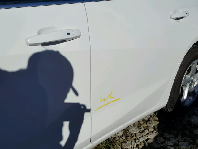 1G1ZB5ST9HF168498 - 2017 CHEVROLET MALIBU LS თეთრი ფოტო 9