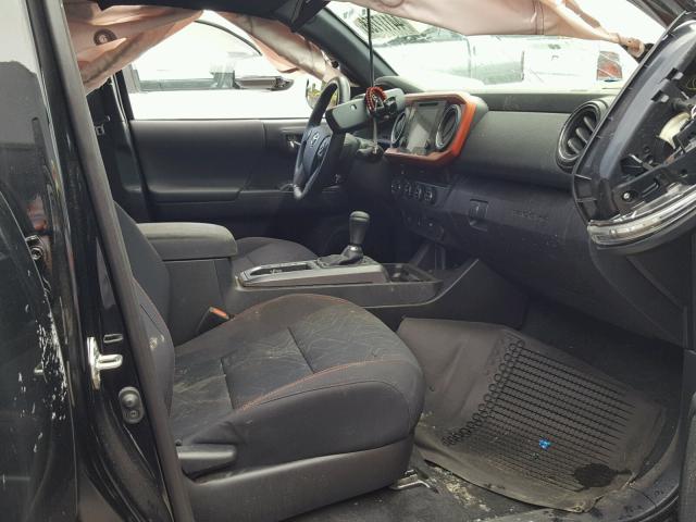 5TFCZ5AN1GX023749 - 2016 TOYOTA TACOMA DOU BLACK photo 5