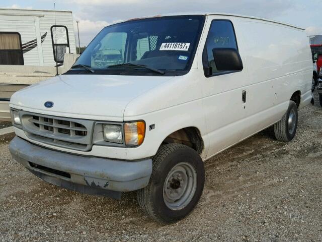 1FTSS34L52HA55850 - 2002 FORD ECONOLINE WHITE photo 2