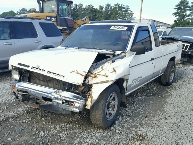 1N6HD16SXHC323582 - 1987 NISSAN D21 KING C WHITE photo 2