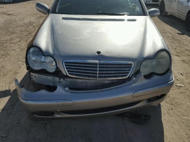 WDBRF61J83A474355 - 2003 MERCEDES-BENZ C 240 GRAY photo 9