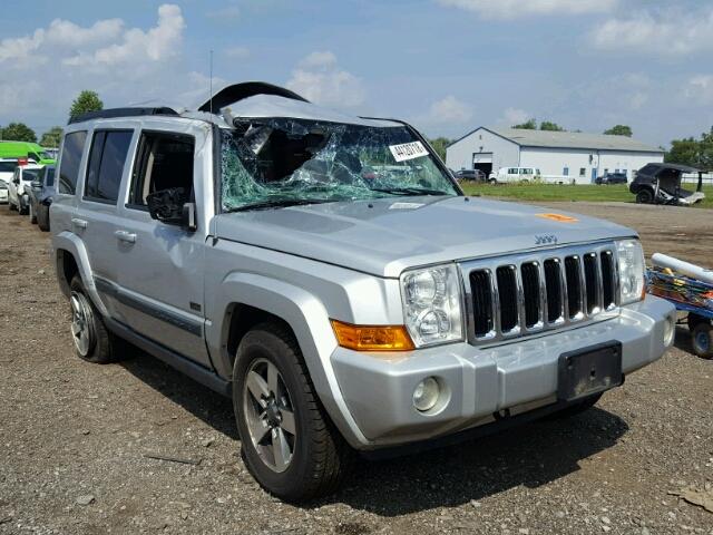 1J8HG48K38C149579 - 2008 JEEP COMMANDER SILVER photo 1