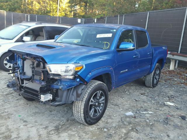 3TMCZ5AN0HM072352 - 2017 TOYOTA TACOMA DOU BLUE photo 2