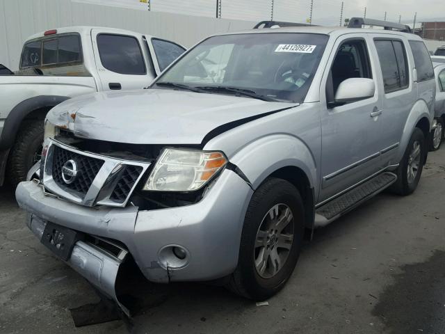 5N1AR1NN2BC607373 - 2011 NISSAN PATHFINDER SILVER photo 2